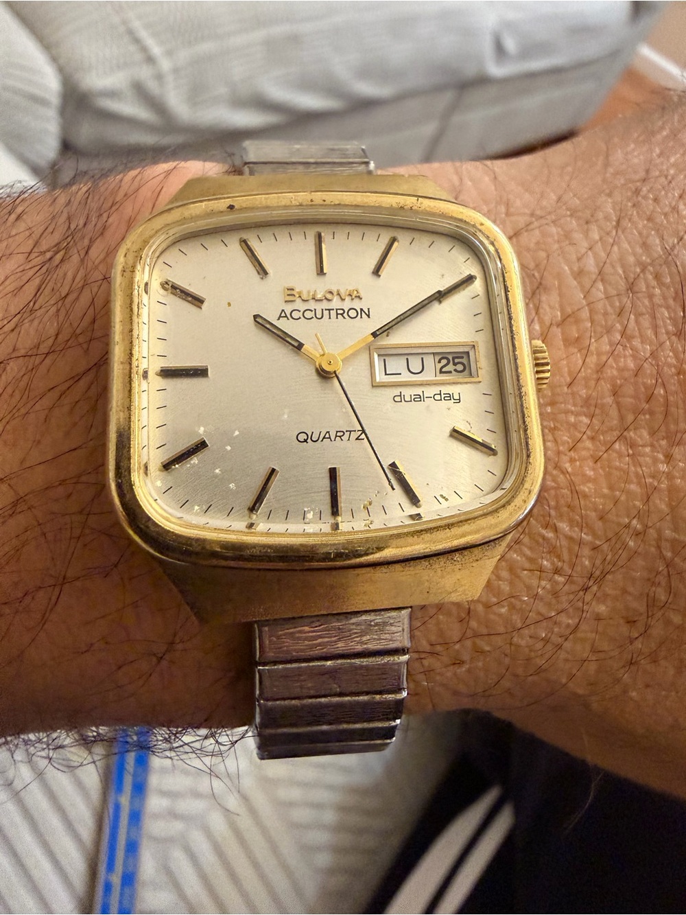 Vintage 1970s Bulova Accutron Quartz Watch (Dual-Day / For Repair)
